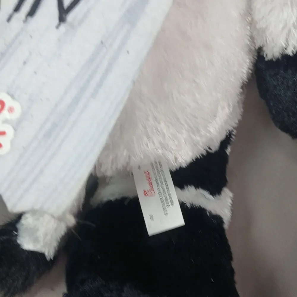Chick-Fil-A Eat More Chicken Large Black White Cow 21